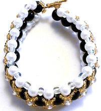 Load image into Gallery viewer, Fascinating Dark Beaded Bracelet with Faux Pearls