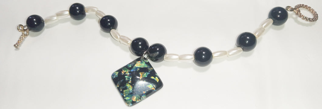 Chic Charm Black and white charm bracelet